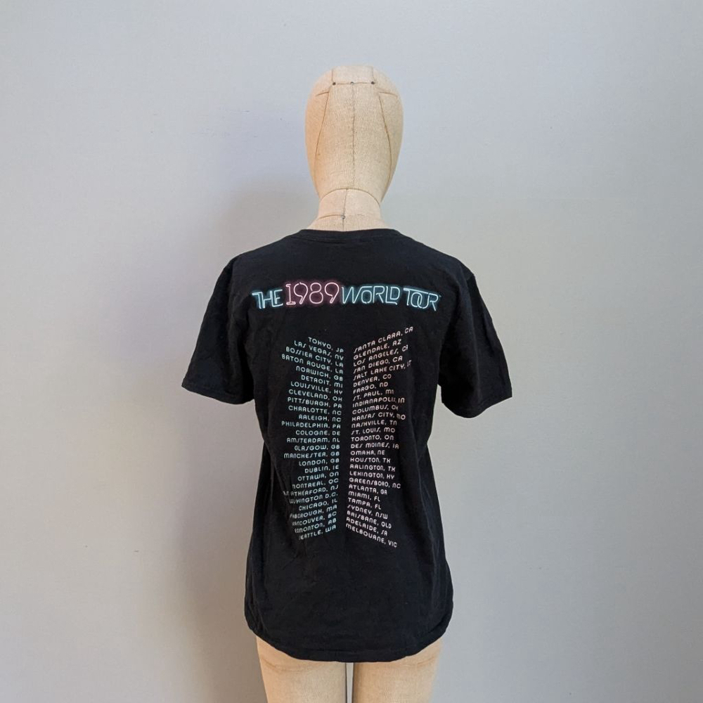 Taylor Swift 1989 Tour T-shirt - Small - Picture 3 of 8